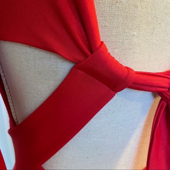 Red Long Sleeve Front Knot Cut Out Back Top Size XS - Picture 10 of 16